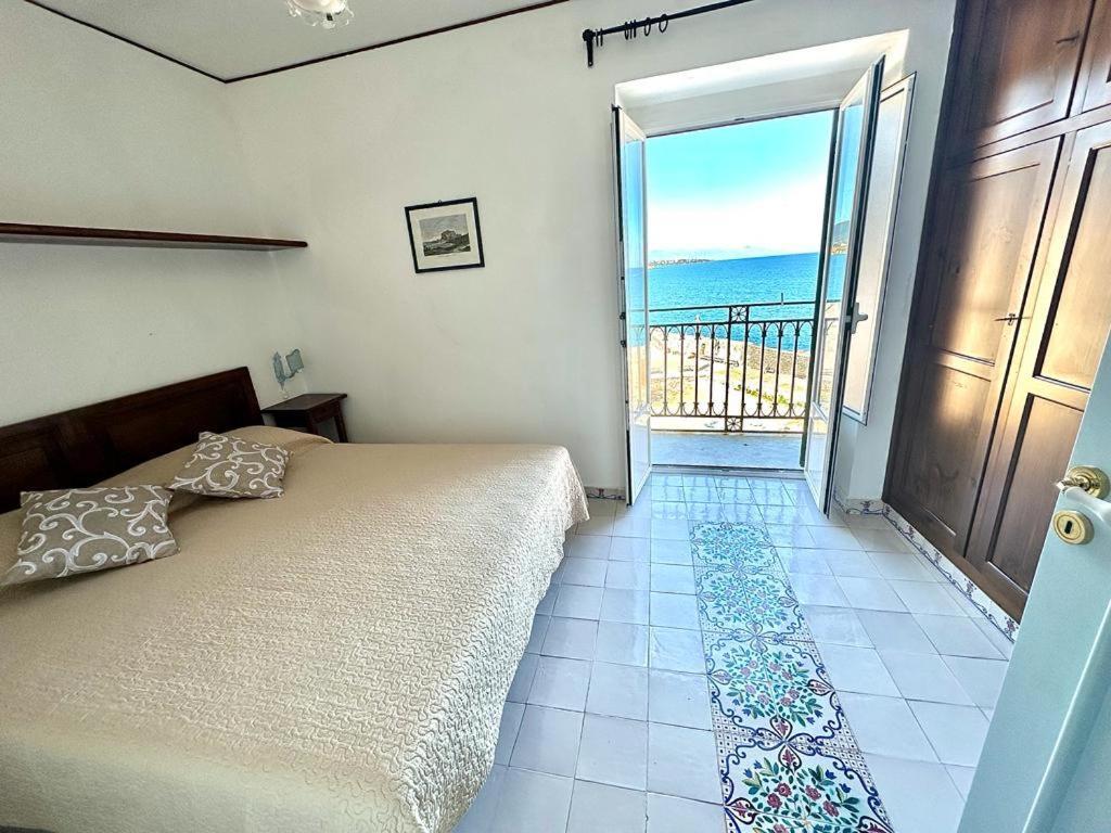 Molo Sea View Apartment Cefalú Exterior foto
